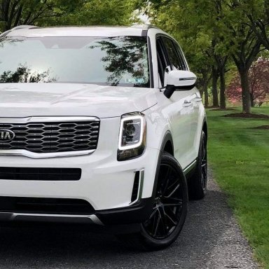 kia telluride running lights